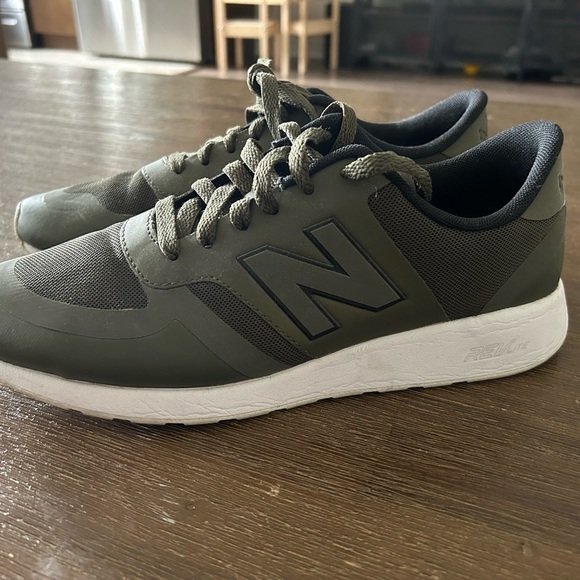 MENS- NEW BALANCE MRL420OB - olive green size 8 - Picture 2 of 7